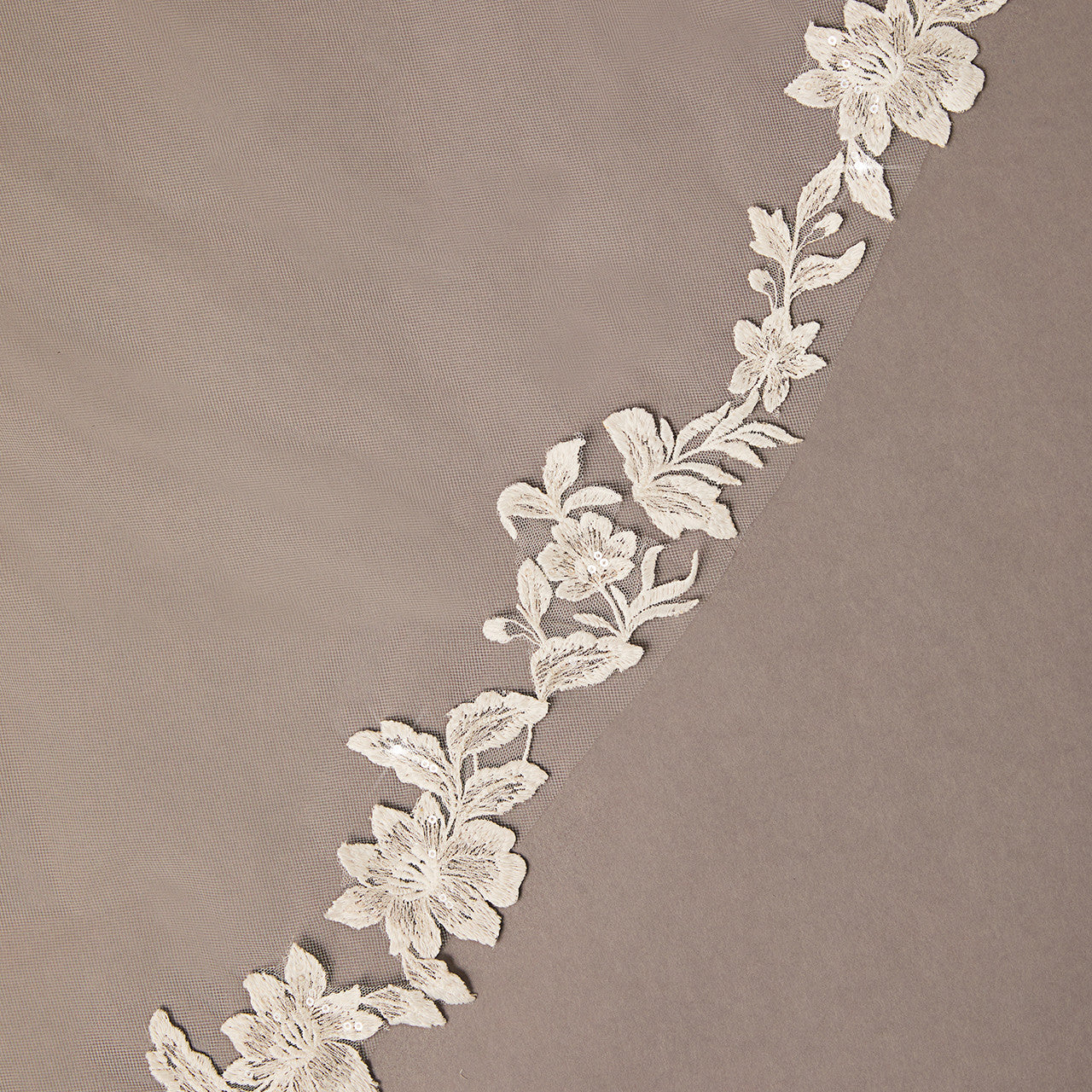 Royal Cathedral Mantilla Bridal Veil | V2689RC-M