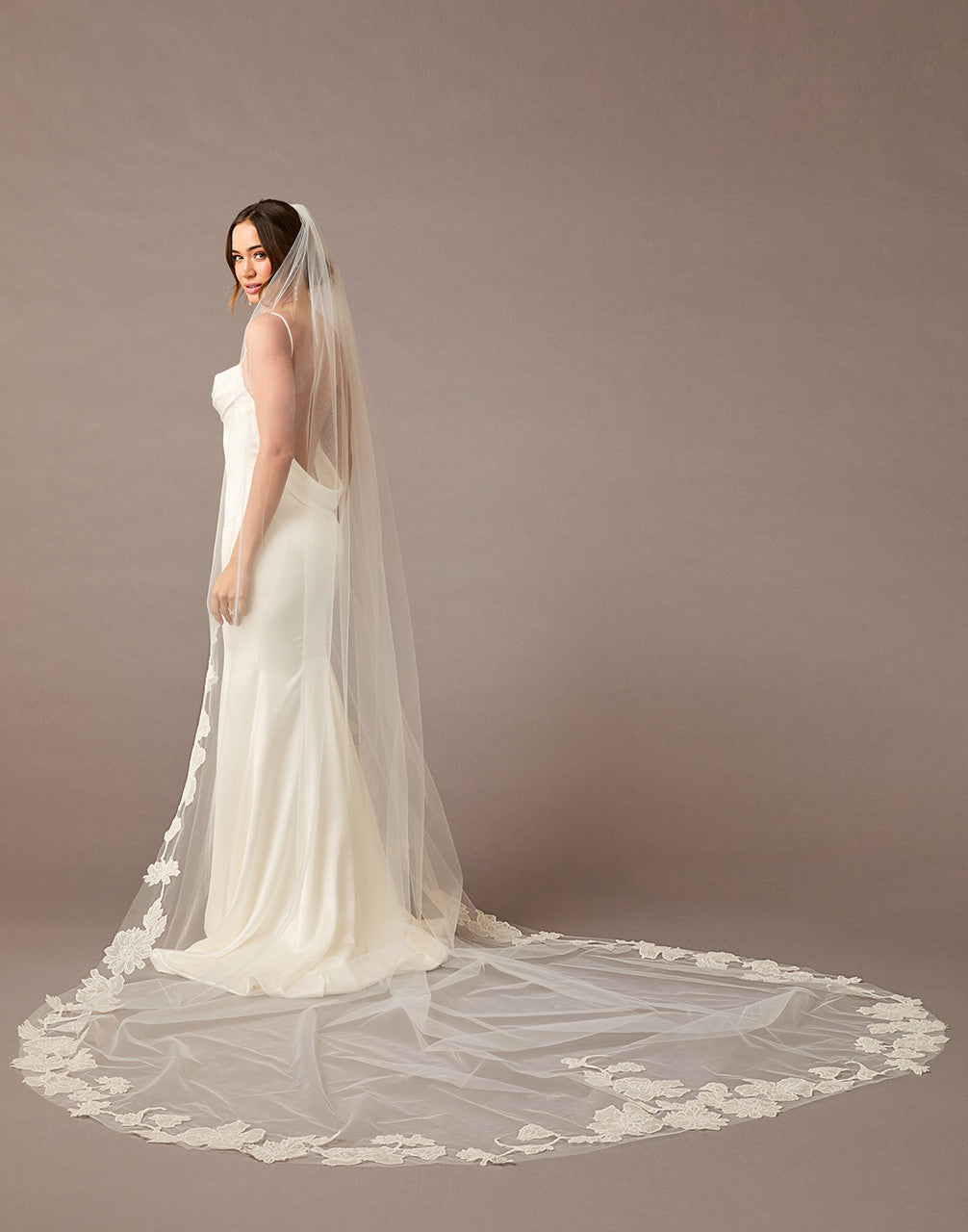Royal Cathedral Bridal Veil V2596RC