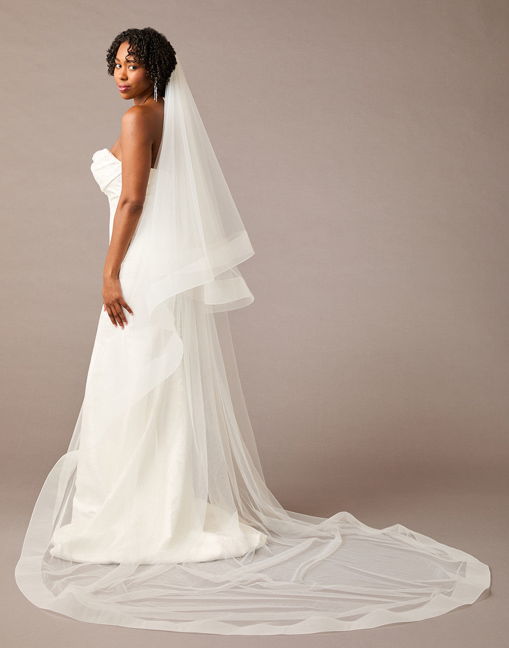 Royal Cathedral Bridal Veil V2580RC