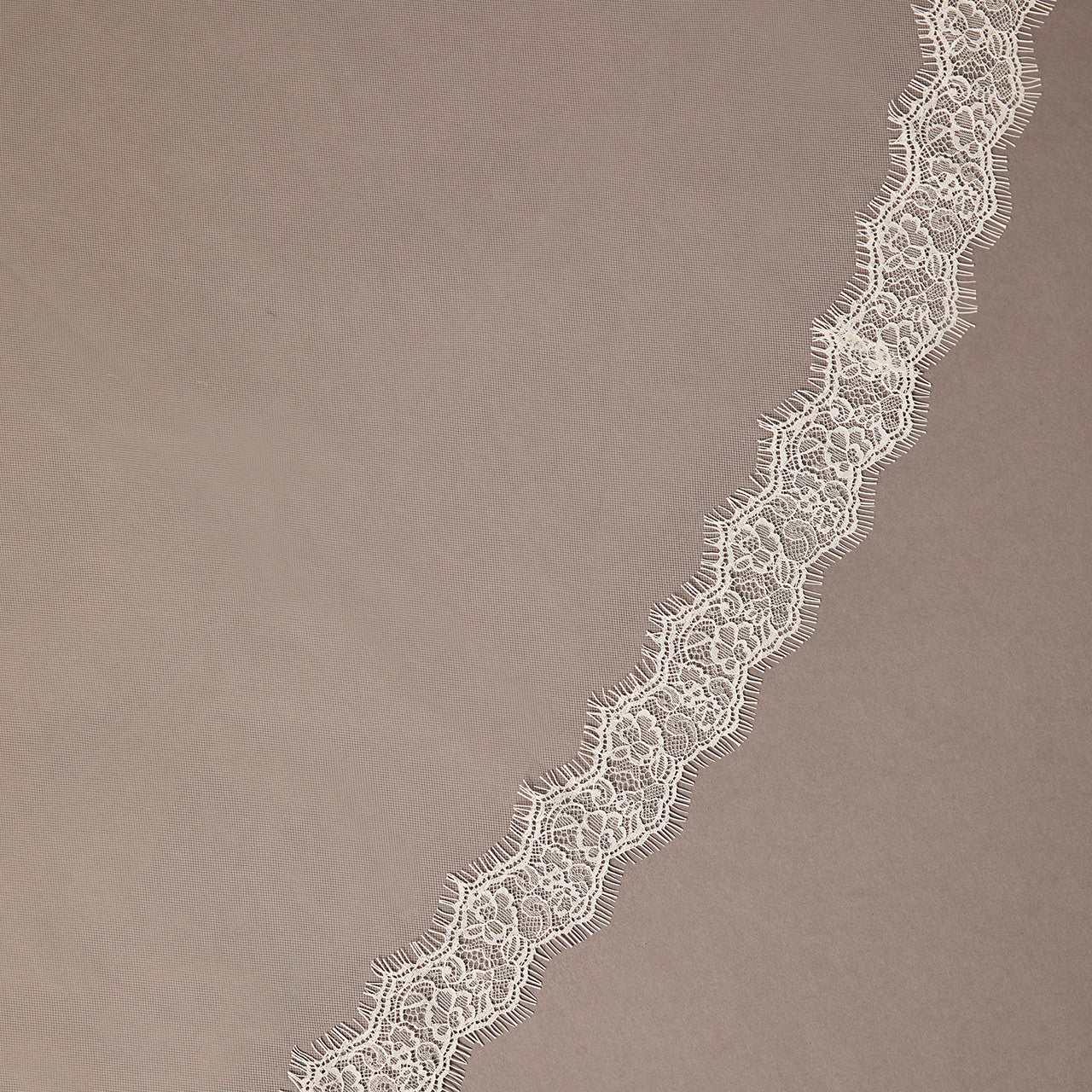 Royal Cathedral Mantilla Bridal Veil | V2691RC-M