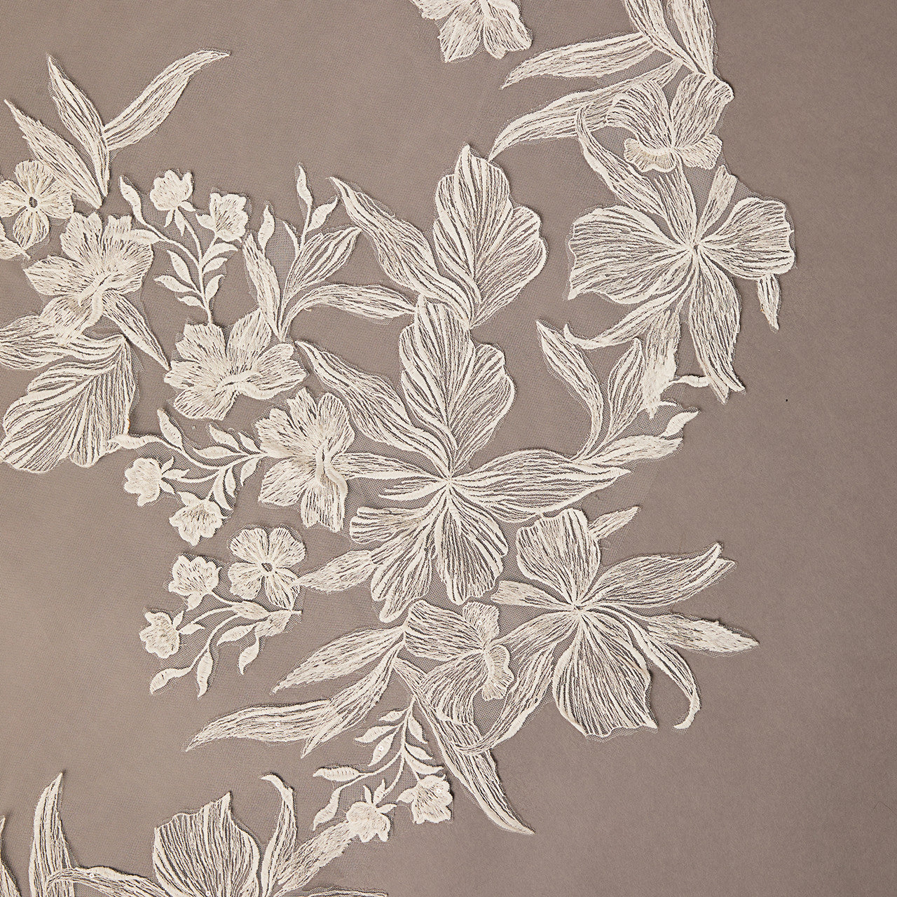 Wide Royal Cathedral Bridal Veil | V2685WRC