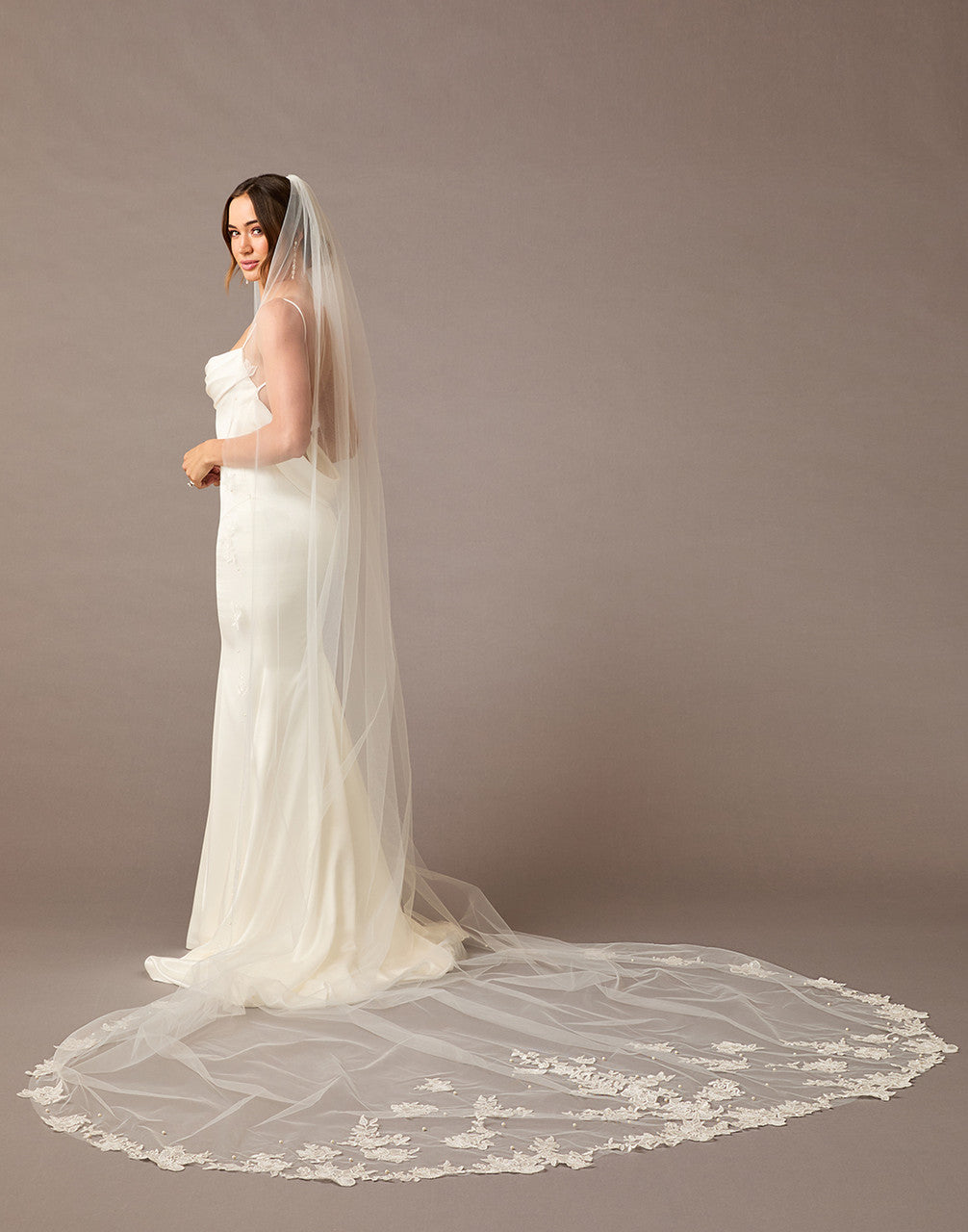 Royal Cathedral Bridal Veil V2594RC