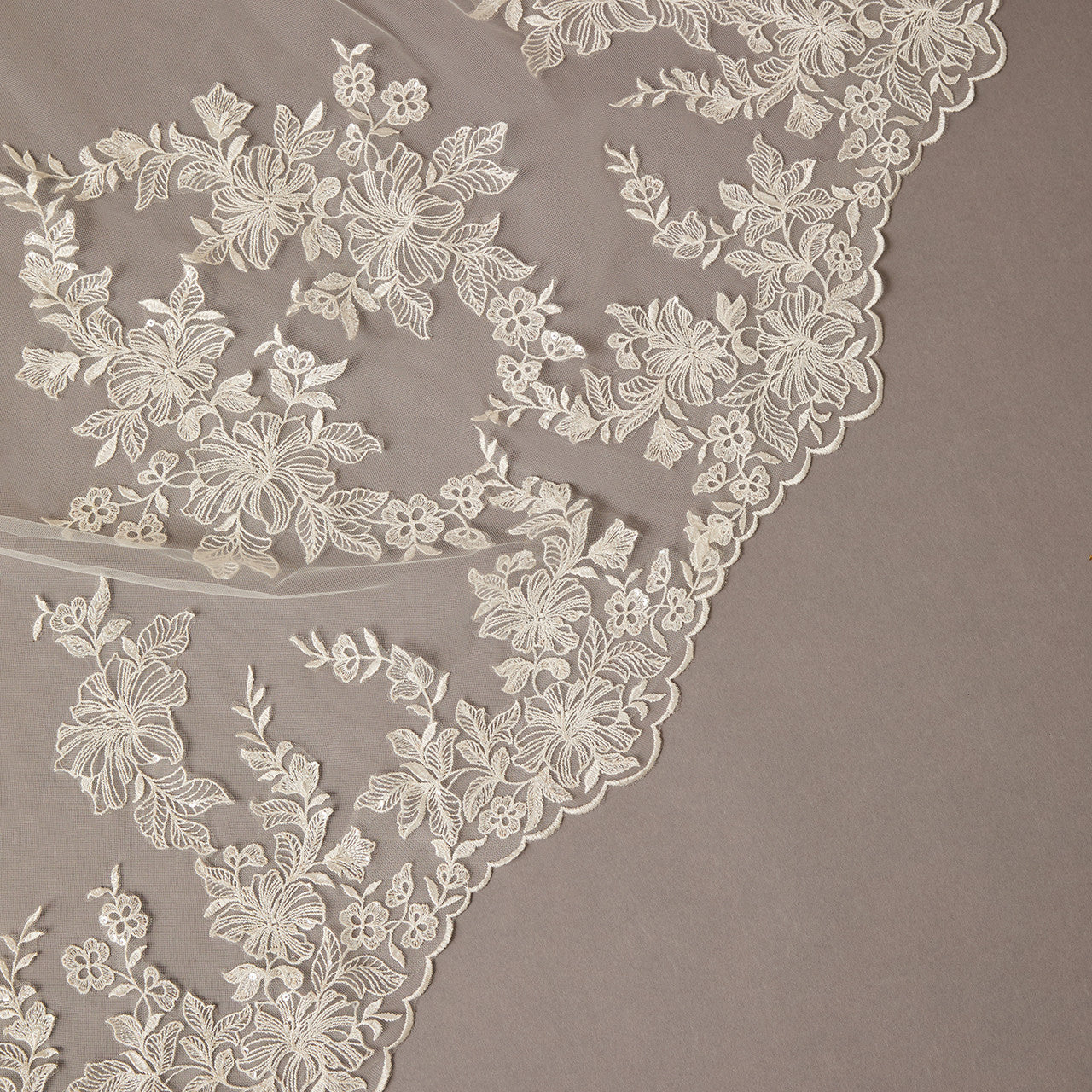 Royal Cathedral Bridal Veil V2599RC