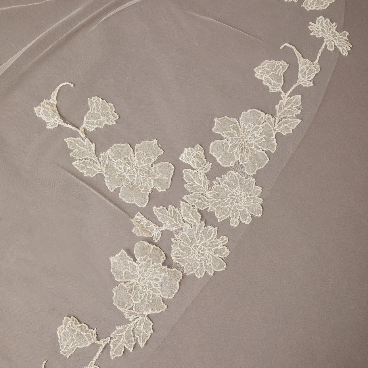 Royal Cathedral Bridal Veil V2596RC