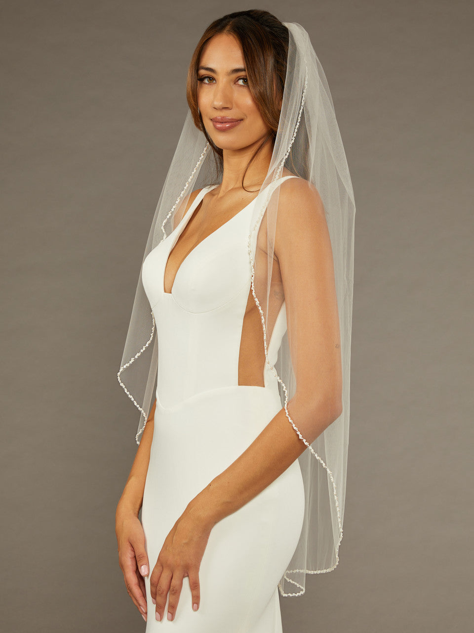 V2482SF Bridal Veil