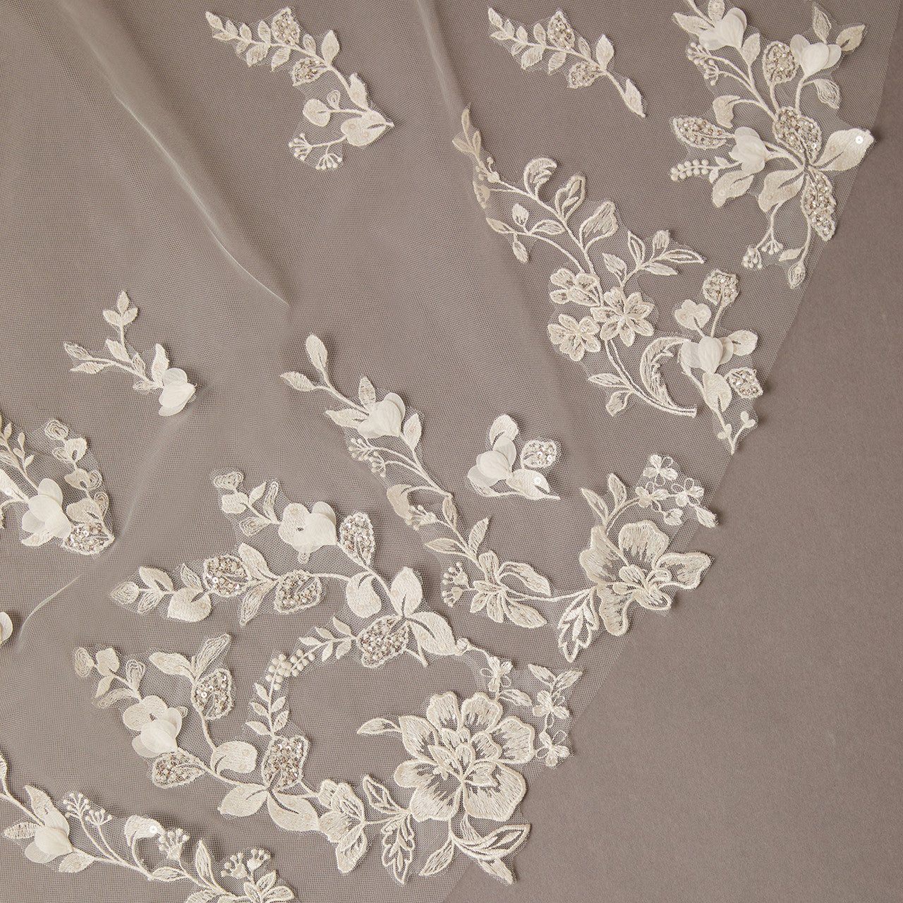 Royal Cathedral Bridal Veil V2592RC