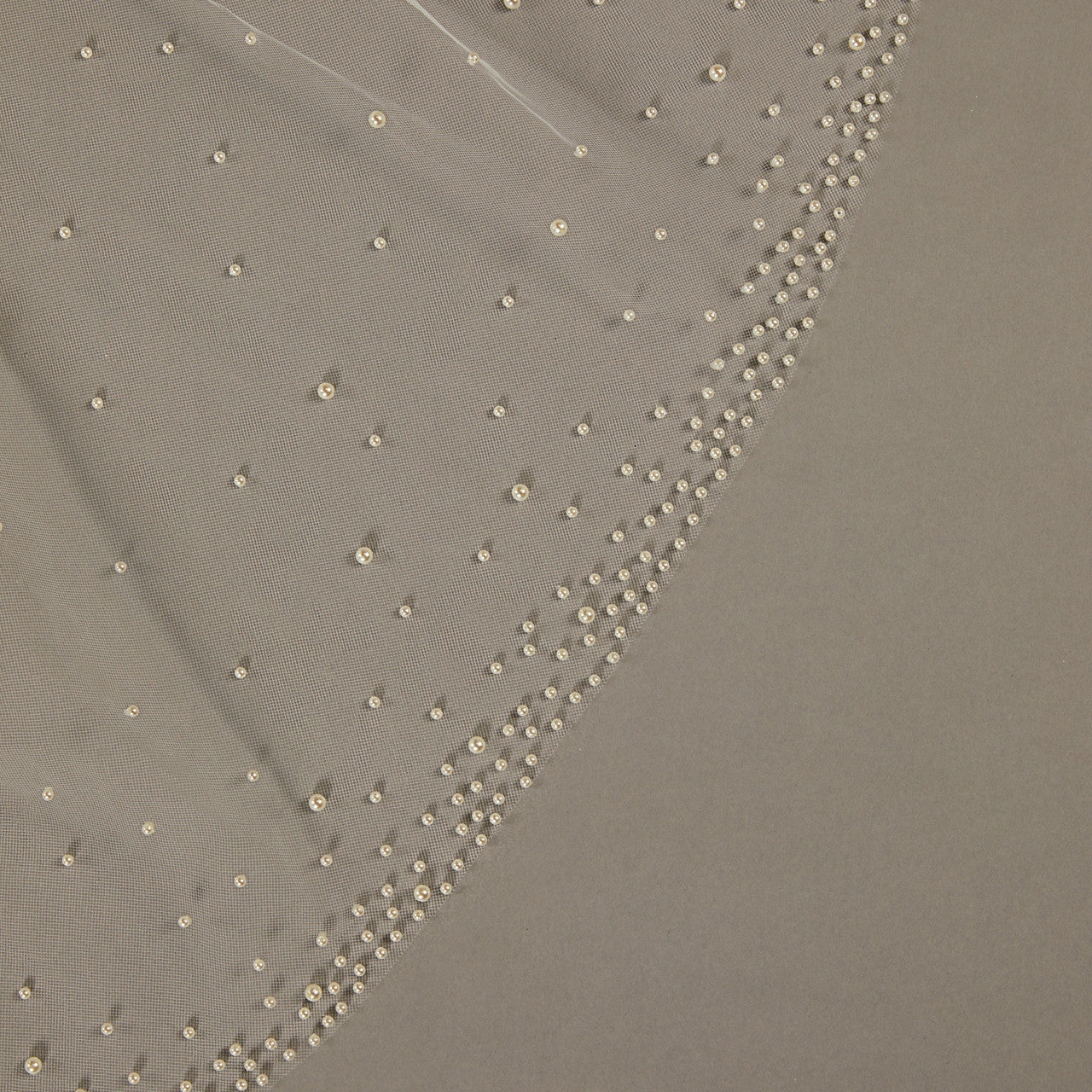 V2487SF Bridal Veil