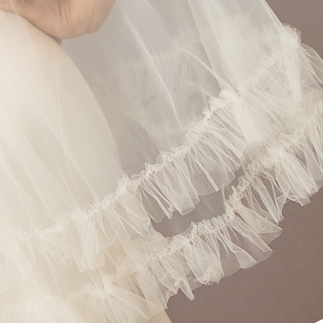 Bridal Veil V2579F