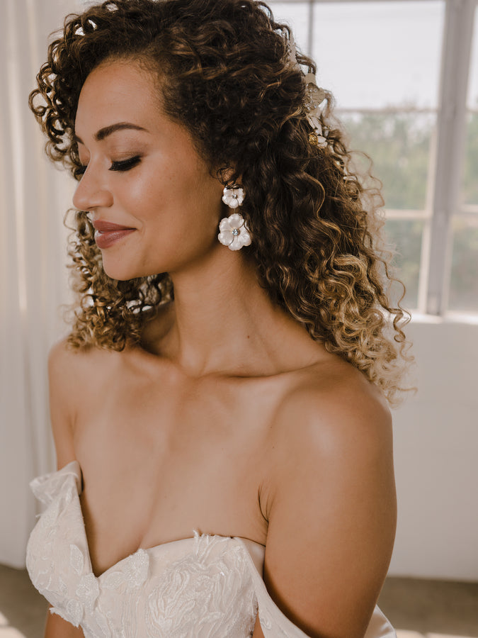 E2158 Bridal Floral Earrings