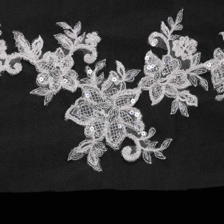 Cathedral Bridal Veil V1695C