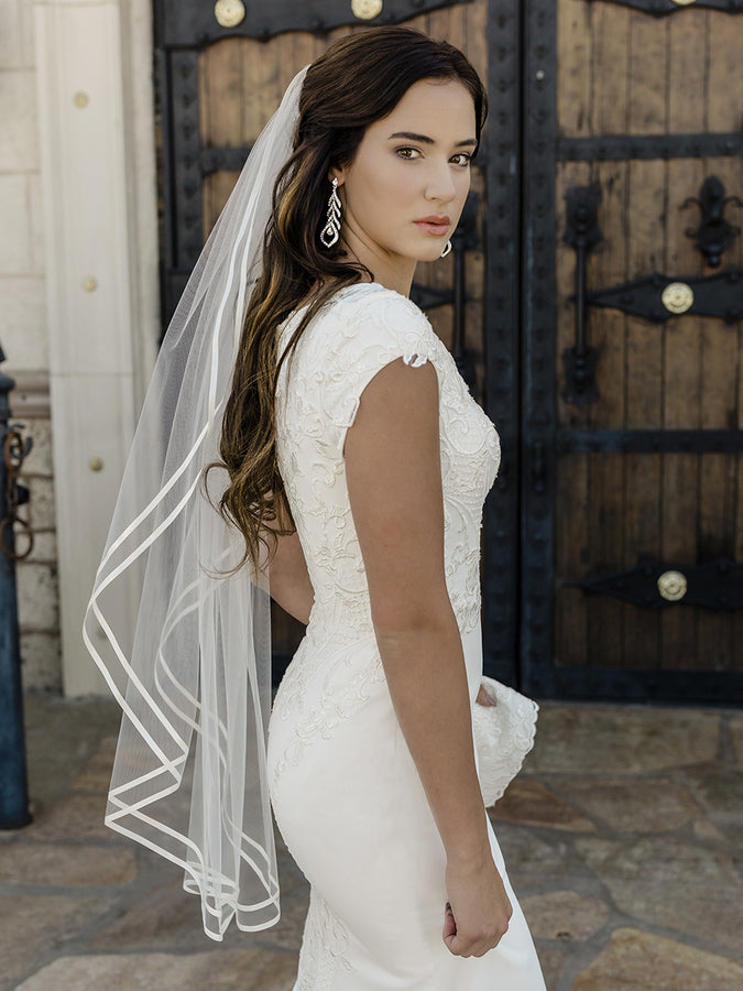 Single Tier Bridal Veil V2088SF
