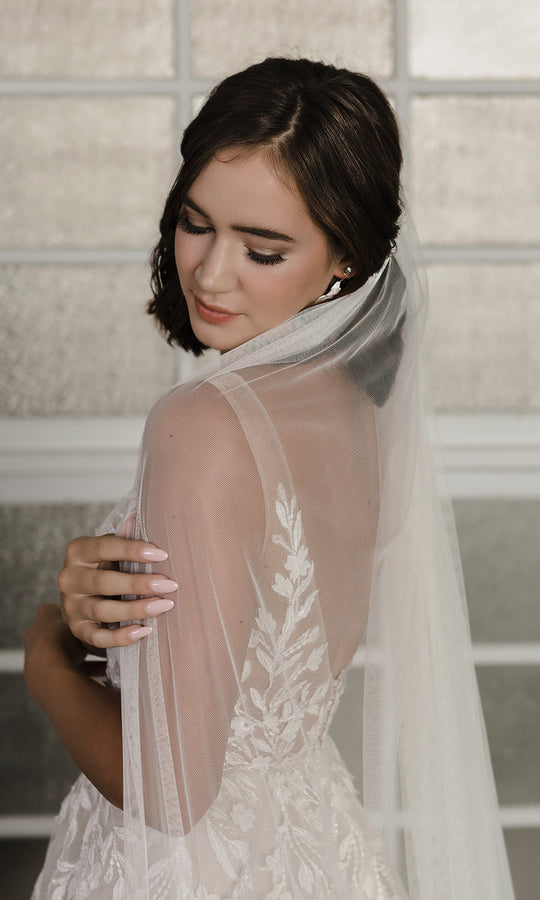 V2103C Cathedral Veil