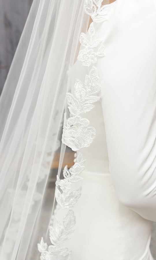 Cathedral Bridal Veil V2289C