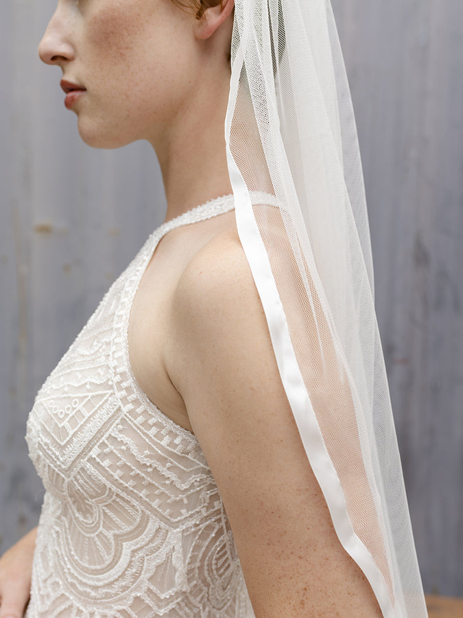 Bridal Veil V2291SF