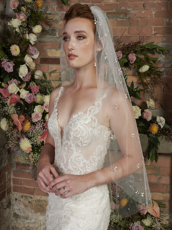 Bridal Veil V2295SF