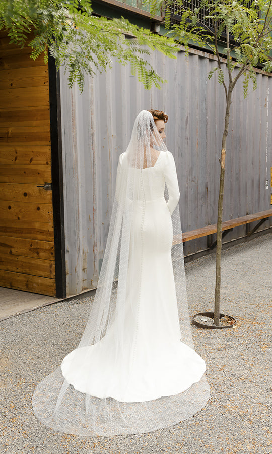 Cathedral Bridal Veil V2296C