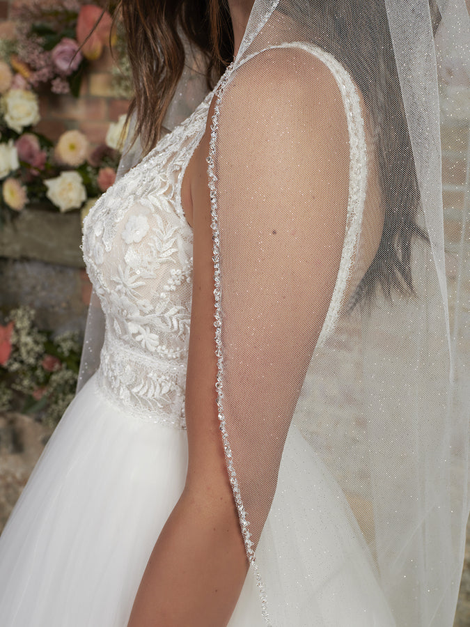 Bridal Veil V2299SF