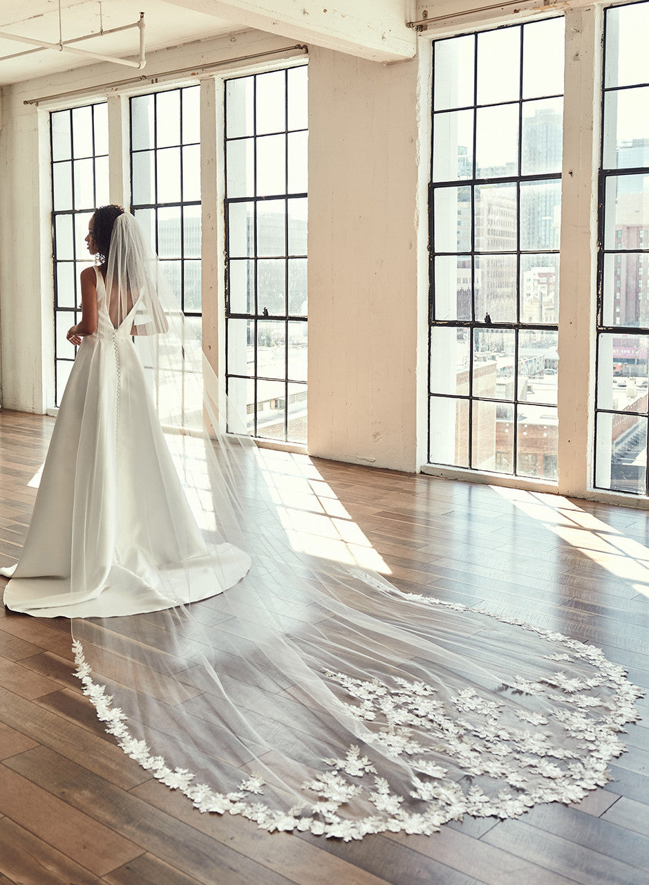 V2392RC Royal Cathedral Bridal Veil