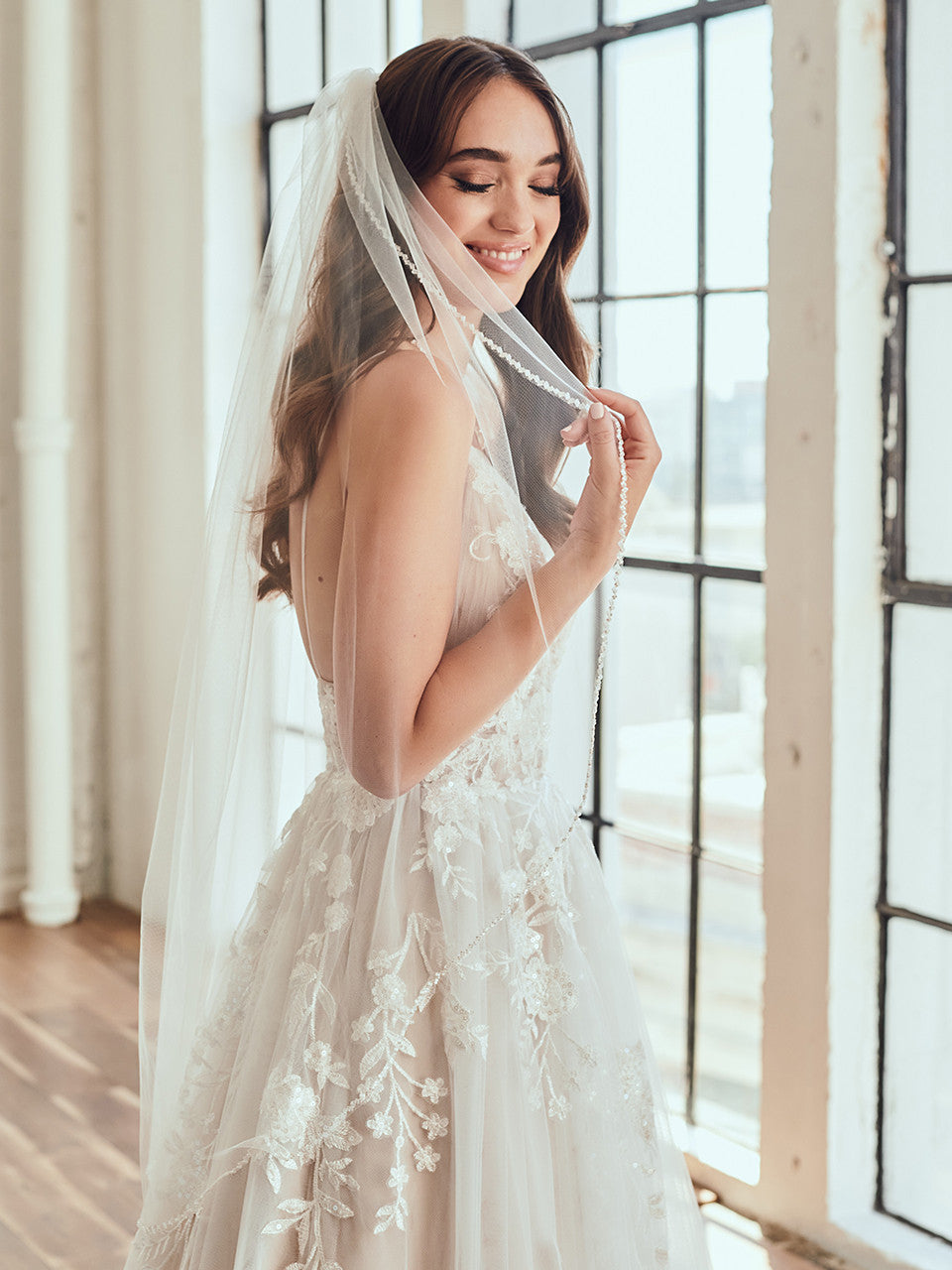 V2380SF Single Tier Bridal Veil