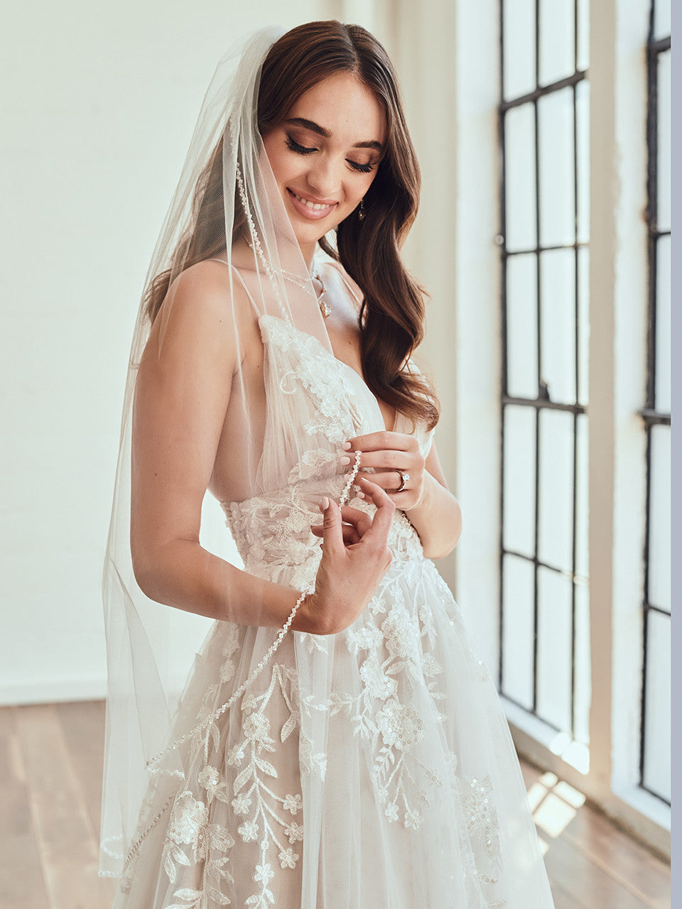 V2380SF Single Tier Bridal Veil