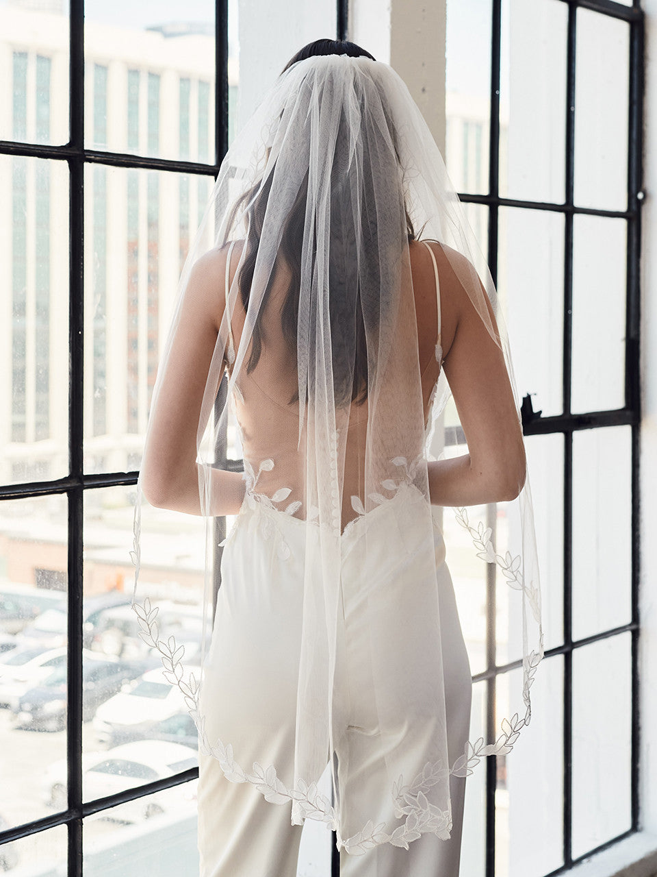 V2383SF Single Tier Bridal Veil