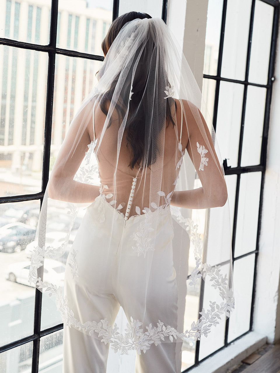 V2390SF Single Tier Bridal Veil