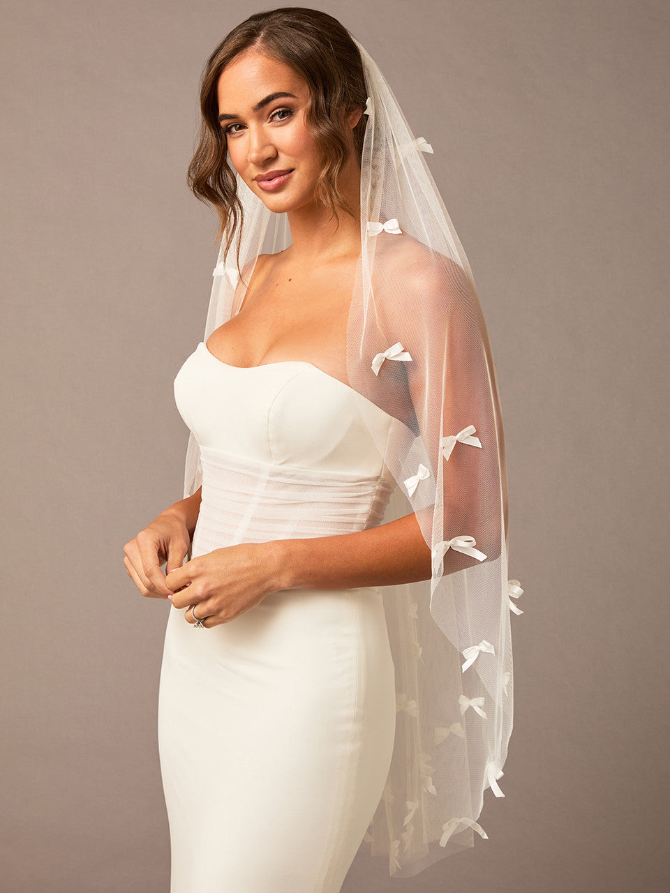 Single Fingertip Bridal Veil | V2679SF-L