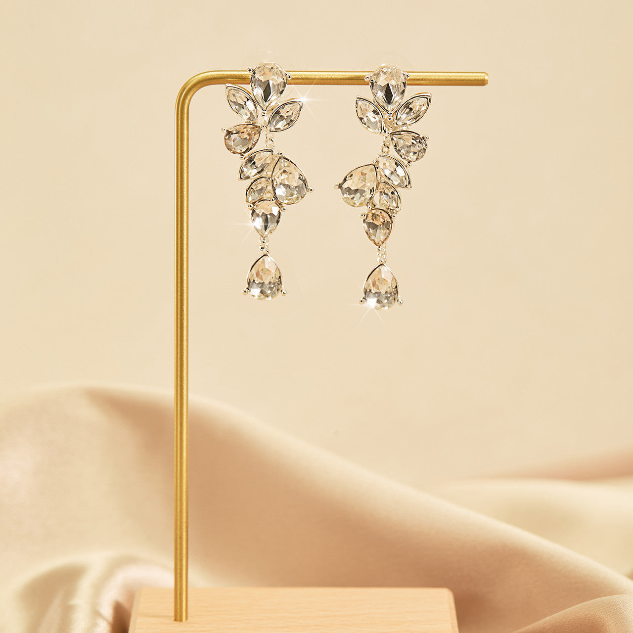 Bridal Earrings E2656