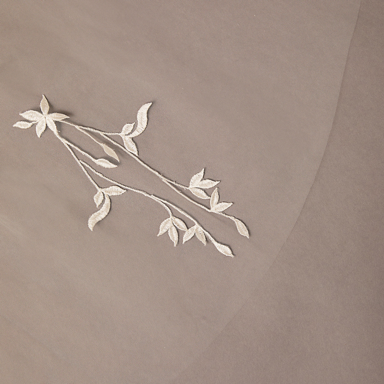 Cathedral Bridal Veil | V2680C