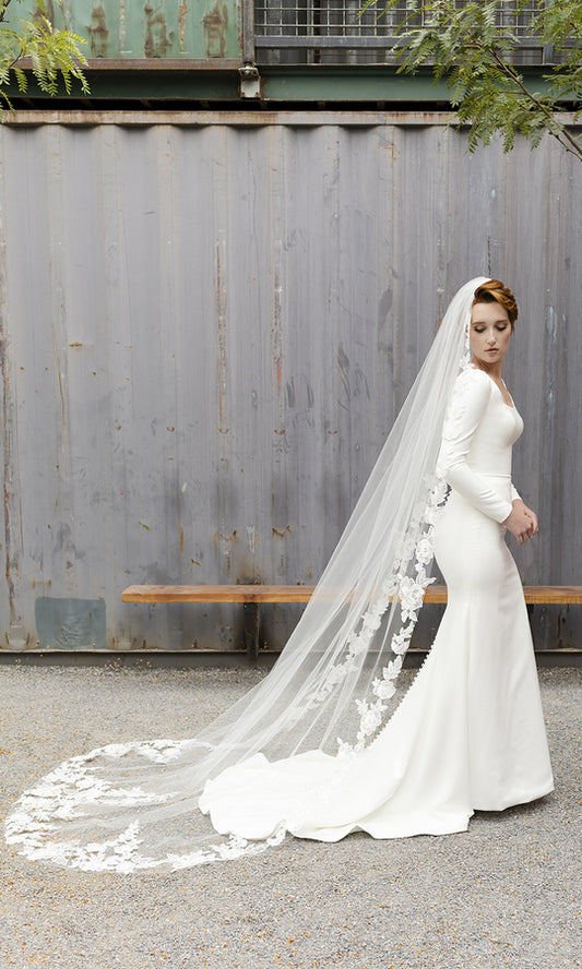 Cathedral Bridal Veil V2289C