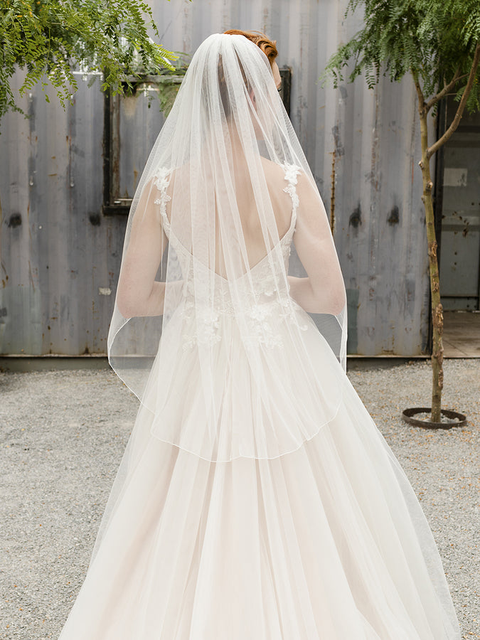 Bridal Veil V2292SF