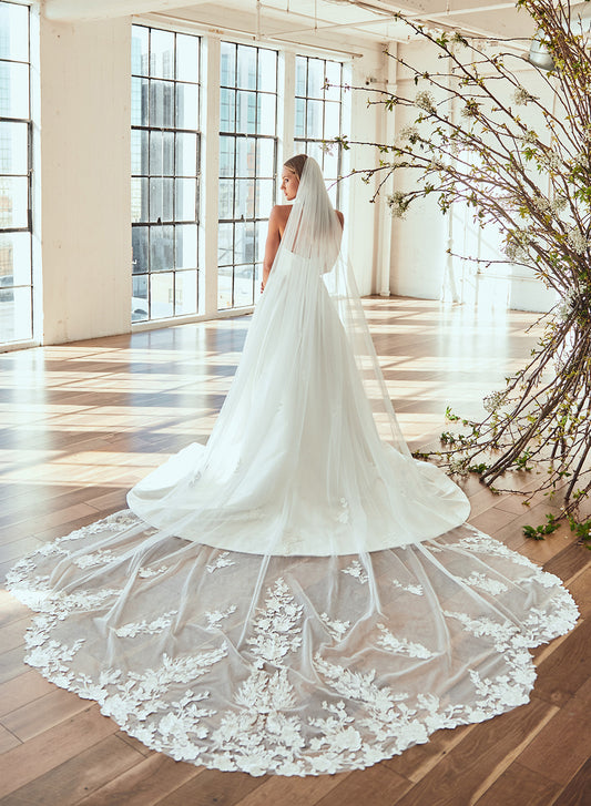 V2394WRC Wide Royal Cathedral Bridal Veil
